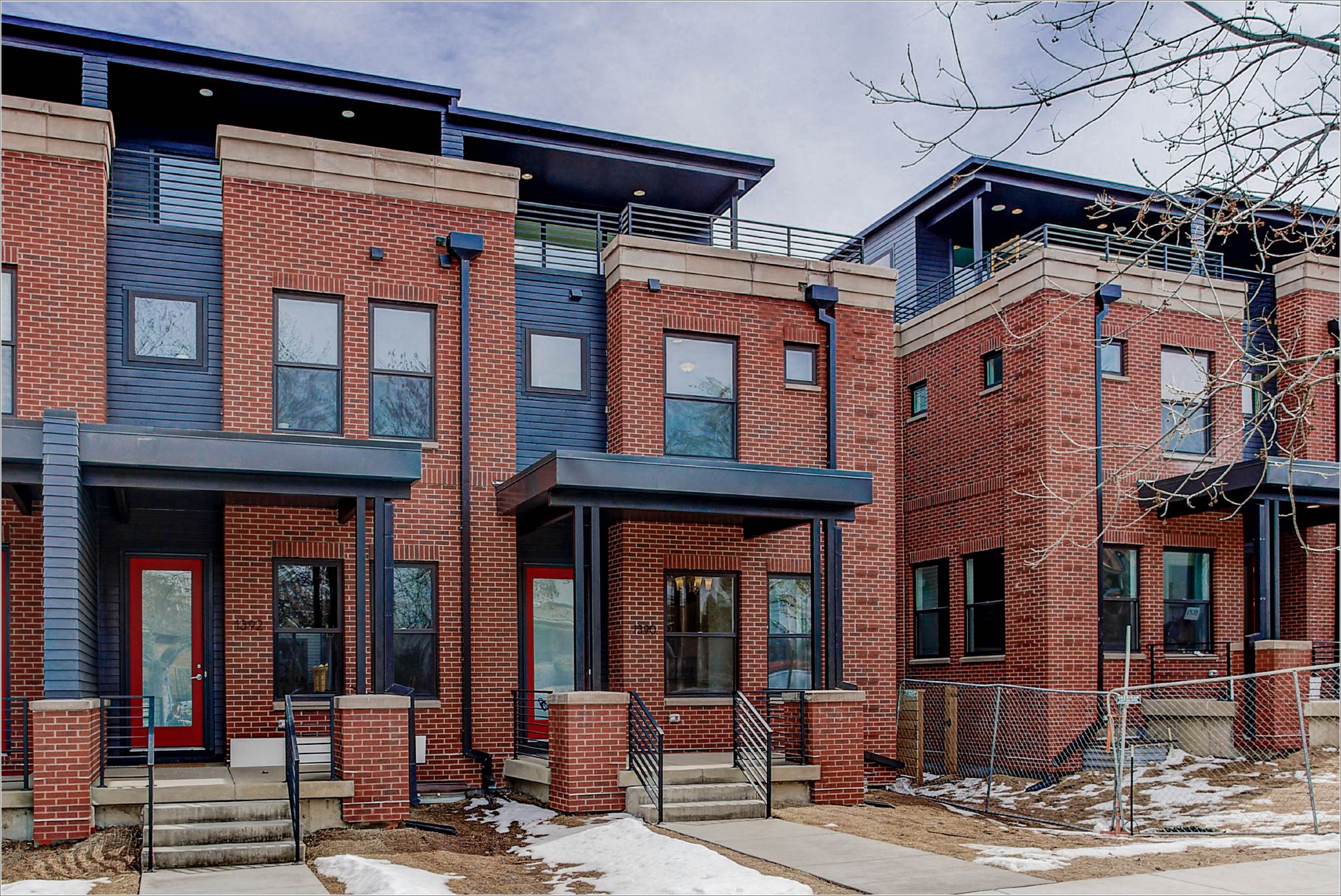 Vine St Home Entrance Exterior