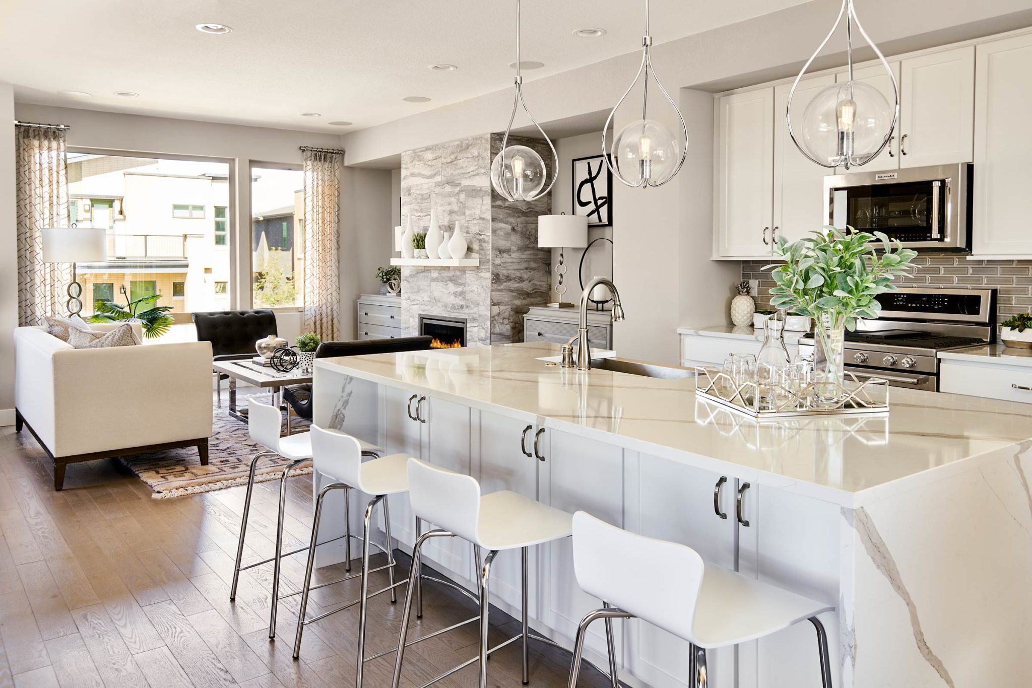 Townhome kitchen